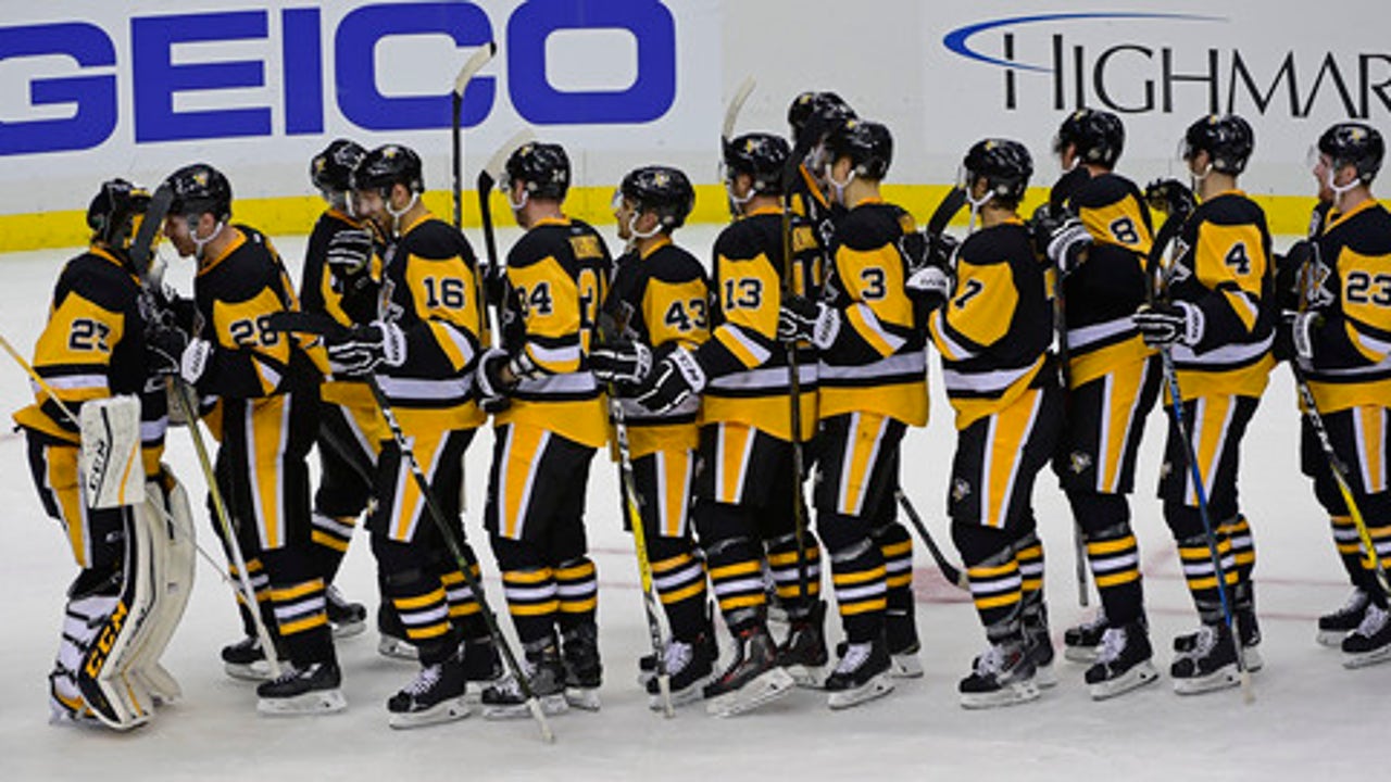 Penguins begin title defense with 3-2 win over Capitals